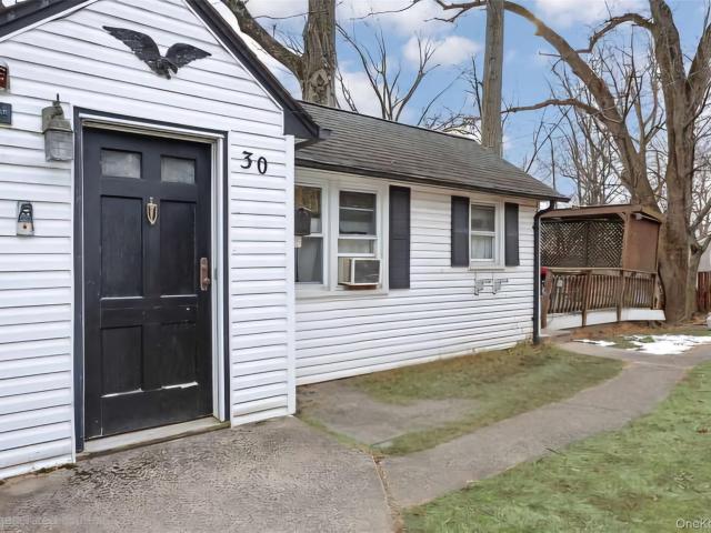 30 Lindbergh Lane