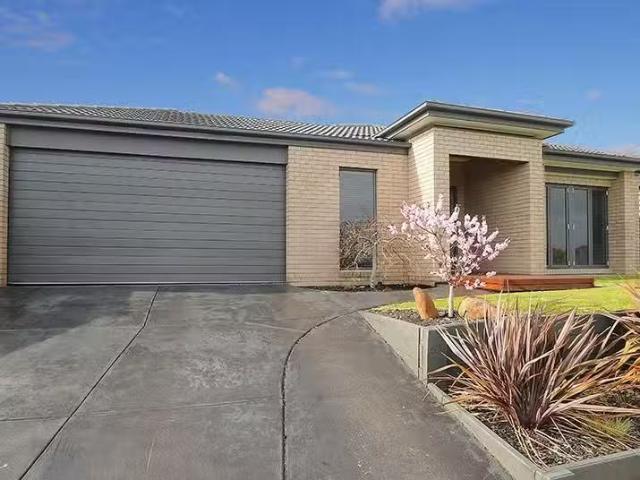30 Lily Way, Skye, VIC 3977 House for Rent