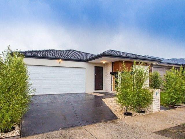 30 Lilyturf Drive, Tarneit VIC 3029 AUS