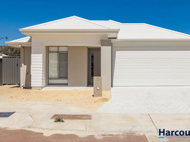 30 Lucerne Circuit, CHAMPION LAKES, WA 6111