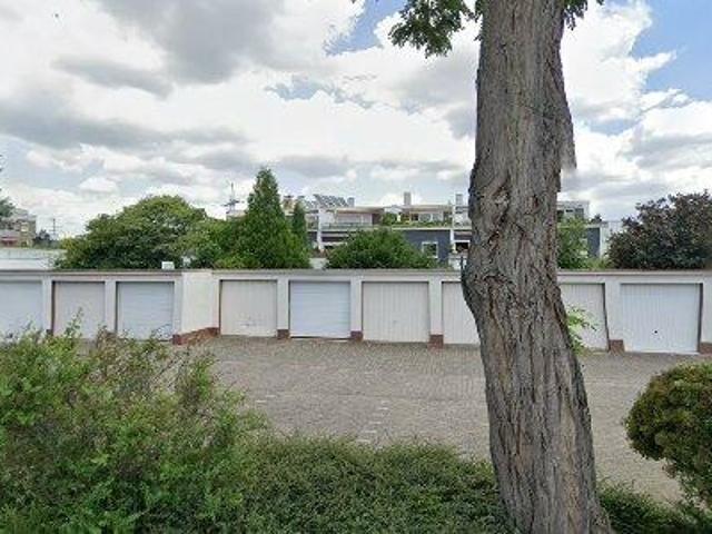 30 m2 apartment for rent in Frankfurt West