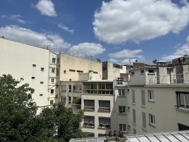 30 m² lumineux en plein coeur du 7ème, avec vue dégagée