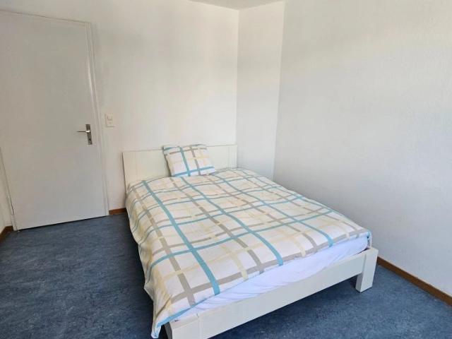 30 m²