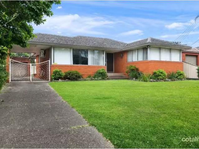 30 Mc Kay Avenue, Moorebank House for rent Listed by Angela Q.