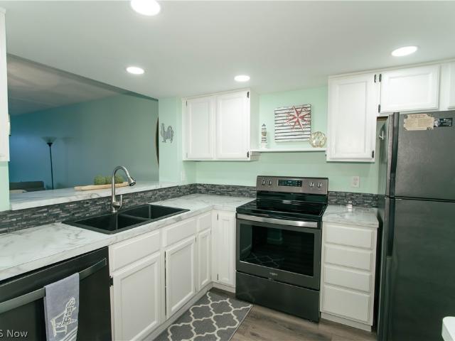 30 Marina Point Drive
