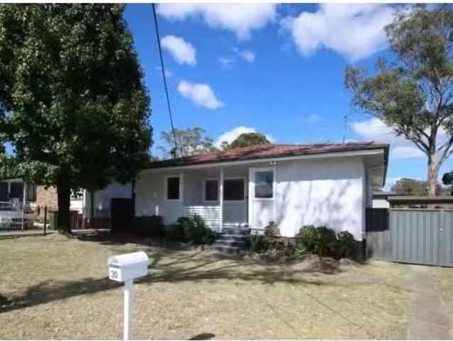 30 Marquesa Cres, LETHBRIDGE PARK House for rent Listed by Na.