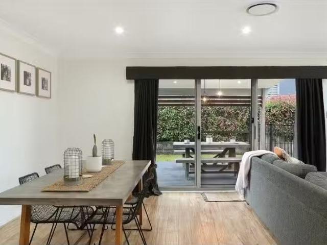 30 Menindee Avenue, Blue Haven House for rent Listed by Lynne.