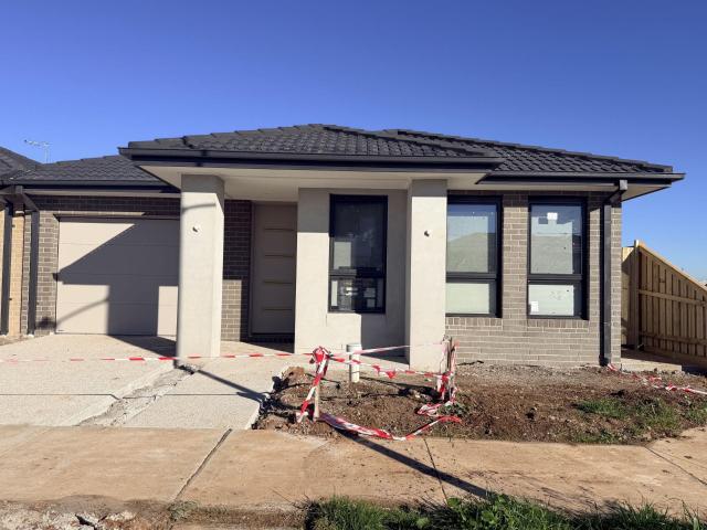 30 Mercury Avenue, Fraser Rise