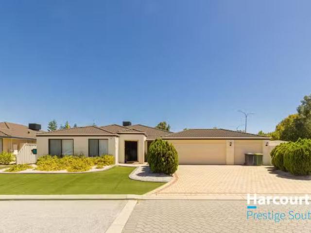 30 Montezuma Loop, CANNING VALE, WA 6155 House for Rent