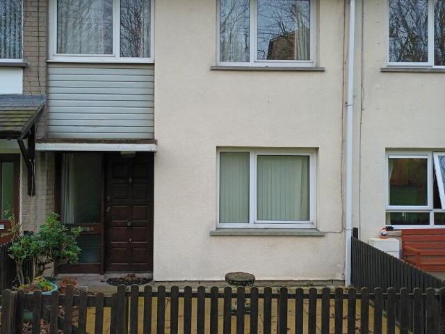 30 Model Avenue, Carrickfergus