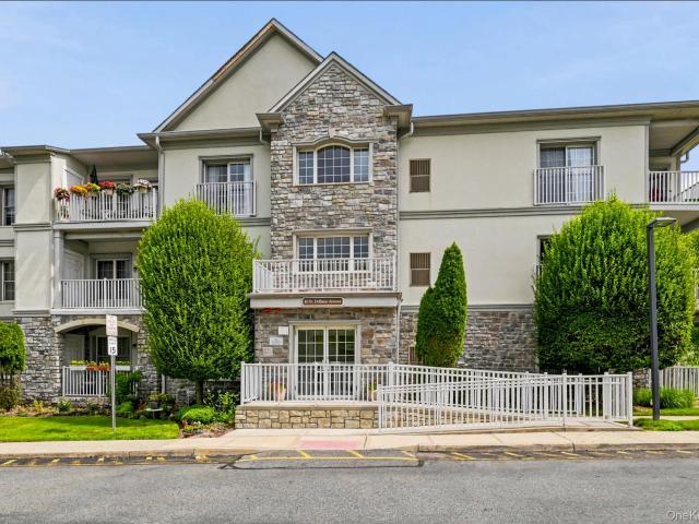 30 N De Baun Avenue 203