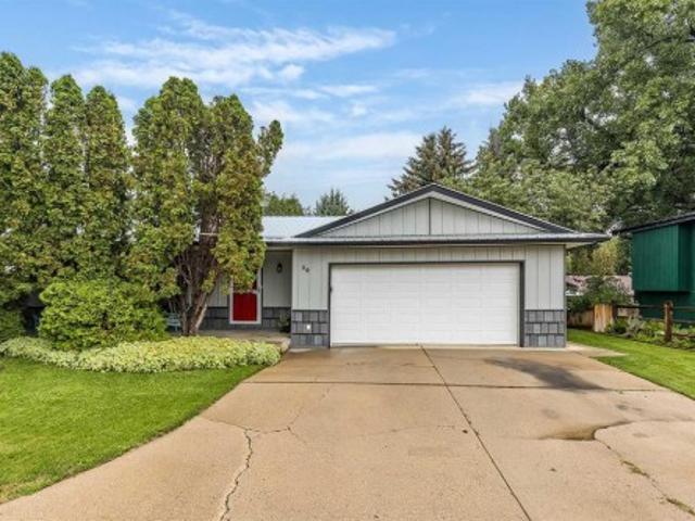 30 Noble Court Sw, Medicine Hat, AB, T1A 4A3 house for sale | Listing ID A2336 | Royal LePage