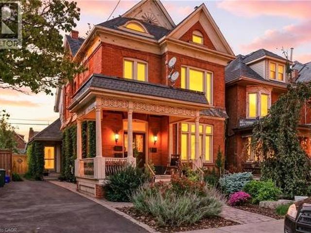 30 Ontario Avenue, Hamilton, ON, L8N 2X2 house for sale | Listing ID 40847 | Royal LePage