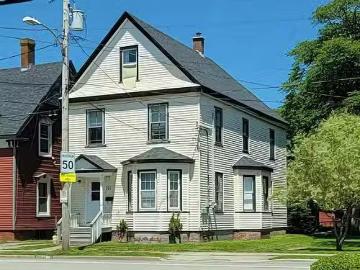 30 Parade Street, Yarmouth, NS, B5A 3A8 house for sale List.