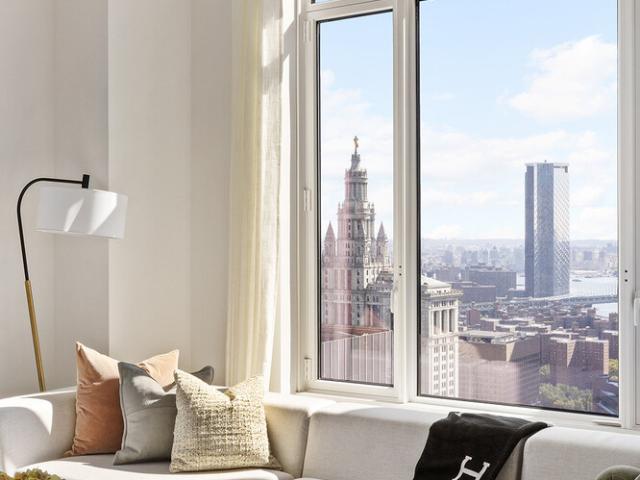30 PARK Place 48B