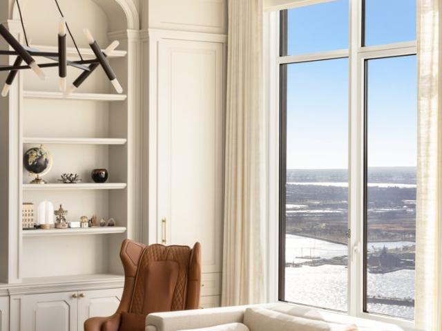 30 PARK Place 67A