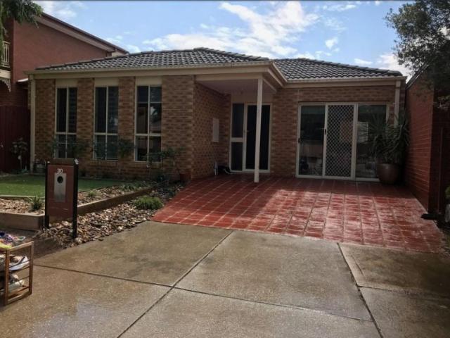 30 Paroo Avenue, Roxburgh Park