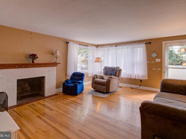 30 Peacock Drive