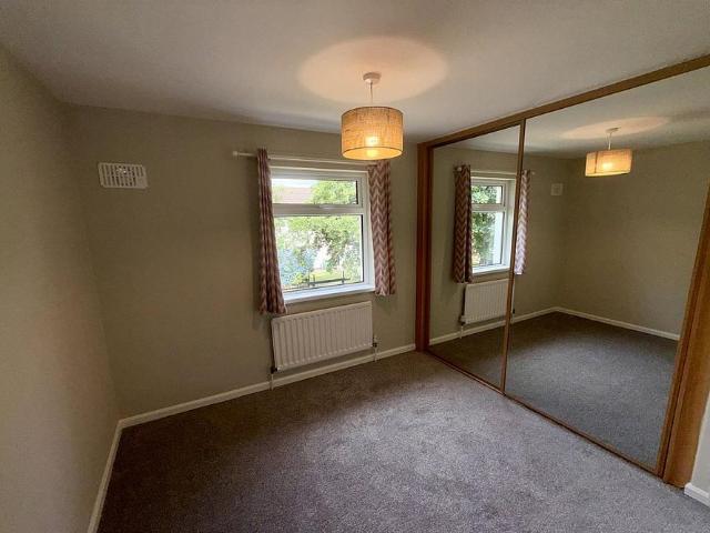 30 Pine Cross, Dunmurry, Belfast BT17 9QY