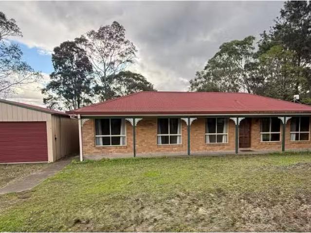 30 Purcell Place, Clarence Town House for rent Listed by Jemm.