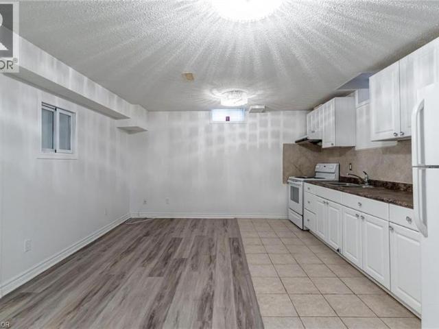 30 RICHVIEW Drive Unit# 2, Hamilton, Ontario, L9B2V6