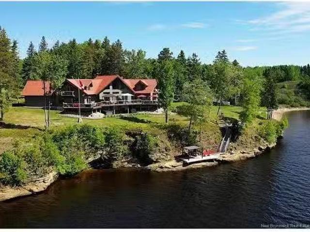 30 Rockcliff Blvd, Miramichi, NB, E1V 3C5 house for sale Li.