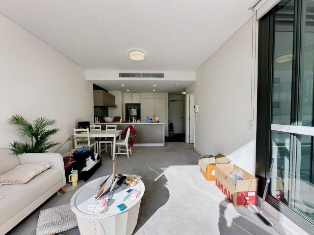 30 Rothschild Avenue, Sydney
