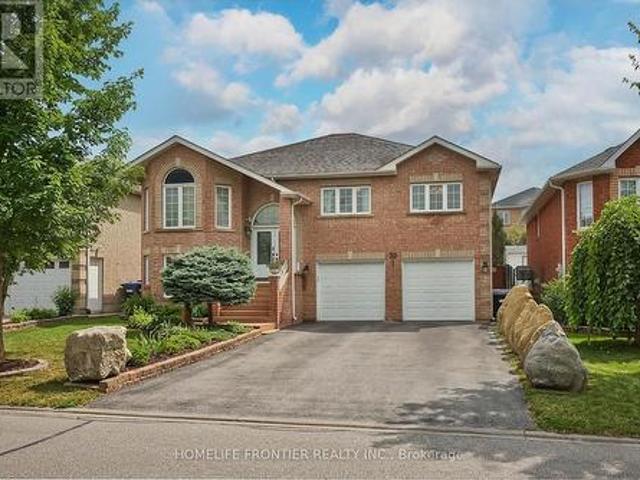 30 Saint Avenue, Bradford West Gwillimbury, ON, L3Z 3E6 house for sale | Listing ID N13791 | Royal LePage