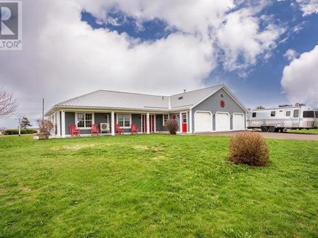 30 Seaview Lane, Rustico, PE, C0A 1N0 house for sale | Listing ID 202620 | Royal LePage