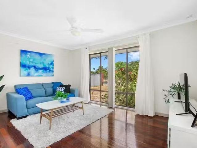 30 Simons Way, Langford, WA 6147
