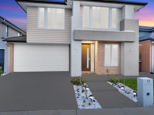 30 Spectrum Crescent, Clyde North