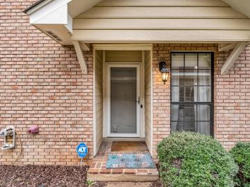 30 Sweet Gum Ln