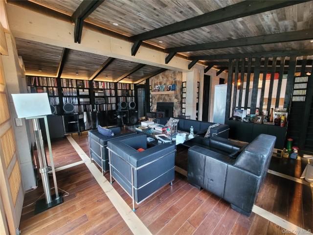 30 Straight Path, Rock Hill, NY 12775 | MLS #979052
