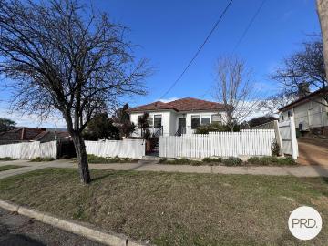 30 Surveyor Street, QUEANBEYAN NSW 2620