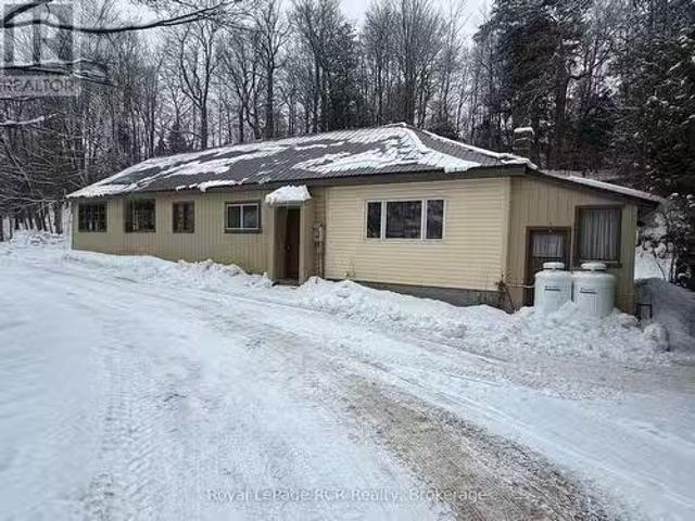 30 Sydenham Street, Grey Highlands, ON, N0C 1E0 house for sa.