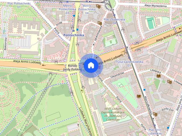 30m, Centrum, przy wejściu do Metro Politechnika bezpośrednio