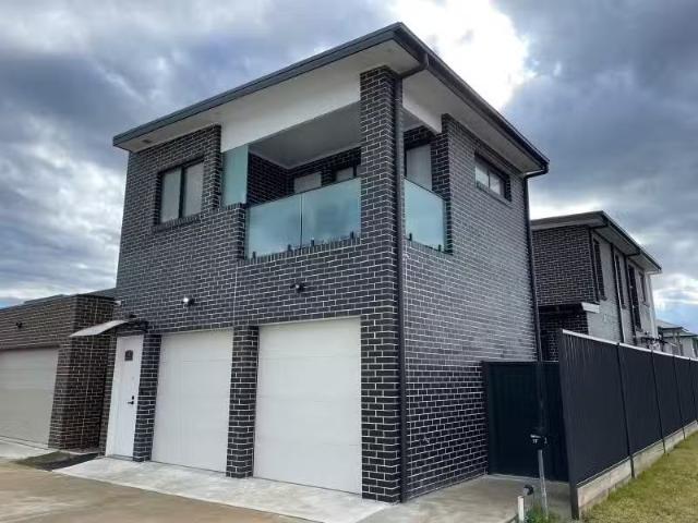 30b Hornet Street, Schofields Apartment for rent Listed by Sm.