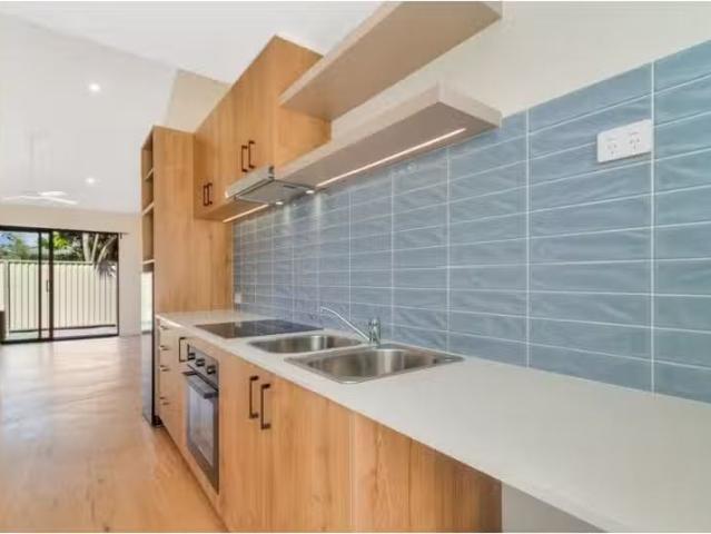 30D Philp Parade, TWEED HEADS SOUTH House for rent Listed by.