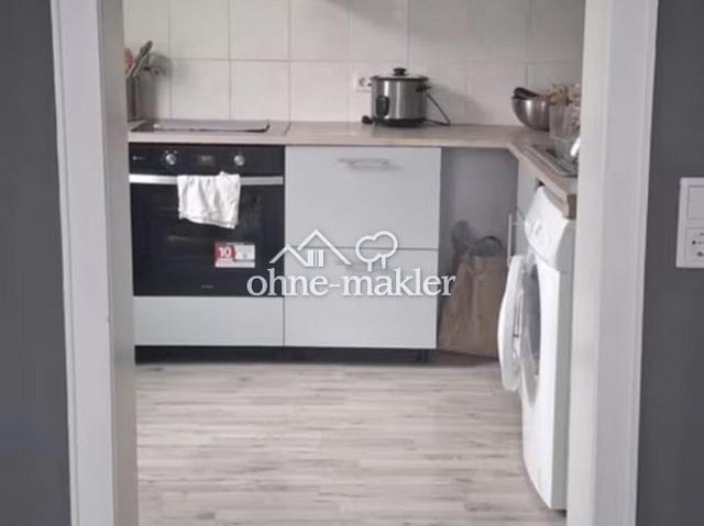 30qm Apartment mit Küche, Schrank und Bett