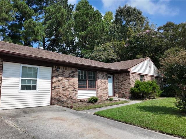 3104 Bangor DR