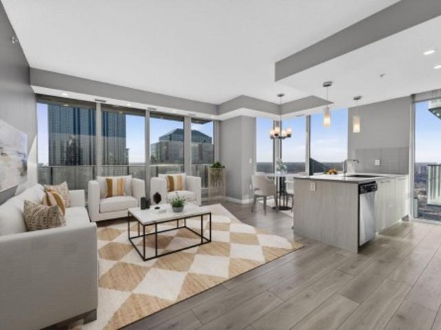 3104 10180 Street, Edmonton, AB, T5J 0L1 condo for sale | Listing ID E4482 | Royal LePage
