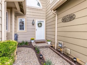 3105 Autumn Shores Dr, Maryland Heights, MO 63043 | MLS #26021