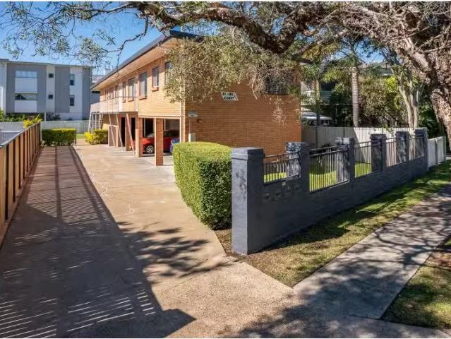 3/105 Riding Road, HAWTHORNE House for rent Listed by Lily Fe.