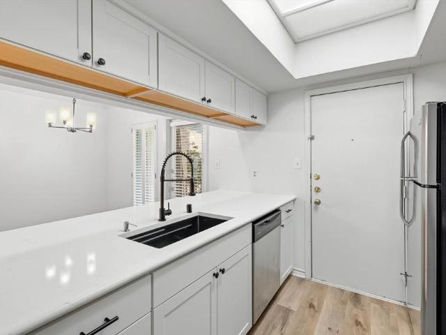 3105 San Jacinto Street # 207
