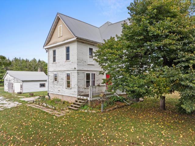 3106 E County Highway V