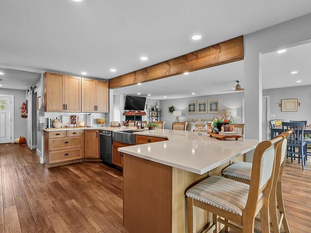 3107 Barrett Road