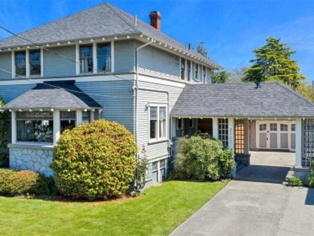 3107 Quadra St, Victoria, BC, V8X 1E9 house for sale | Listing ID 1033 | Royal LePage