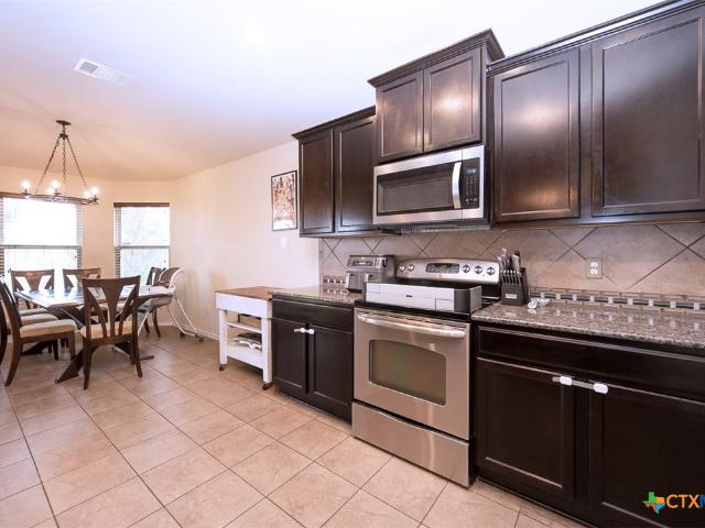 3108 Cricklewood Drive