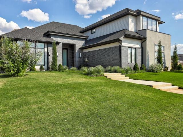 3109 Suncrest Drive