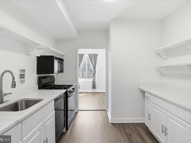 3100 S Manchester Street # 116